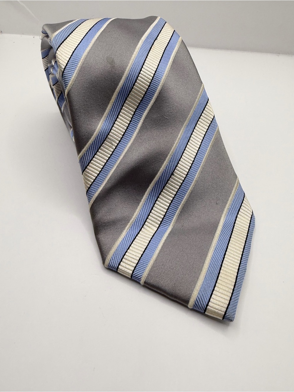Donald J. Trump Signature Collection Gray & Light Blue Striped Tie
